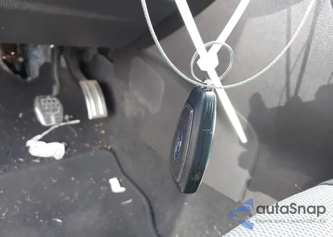 2016 Ford Focus St z USA, uszkodzony, nr VIN 1FADP3L98GL374380